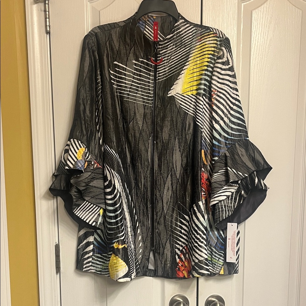 IC COLLECTION Black Top with Multicolor Accents